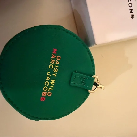 Marc Jacobs Green Floral Pouch and Coin Case - Picture 4 of 4